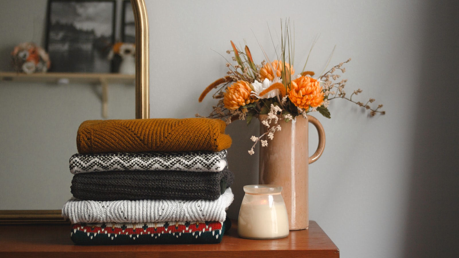 Capsule Wardrobe Essentials: Smart Dressing Tips For Minimalist Fashion