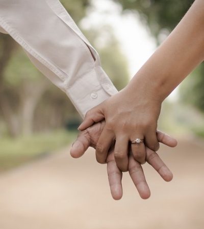 Strength In Love: Couples’ Fitness Challenges For Engagement